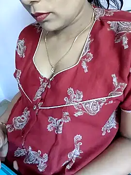 Snapshot of samitasharma chatting on 02-02-25, 08:35 samitasharma online show from 02-02-25, 08:35