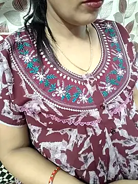 Snapshot of samitasharma chatting on 02-05-25, 03:20 samitasharma online show from 02-05-25, 03:20