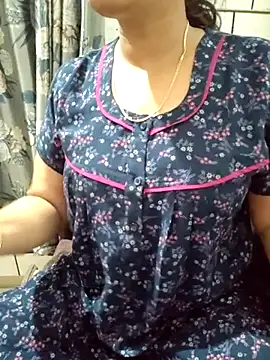 Snapshot of samitasharma chatting on 03-10-25, 02:26 samitasharma online show from 03-10-25, 02:26