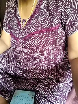 Snapshot of samitasharma chatting on 11-03-25, 06:36 samitasharma online show from 11-03-25, 06:36