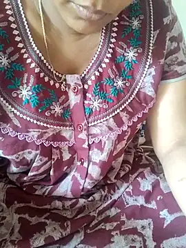Snapshot of samitasharma chatting on 06-26-26, 05:23 samitasharma online show from 06-26-26, 05:23
