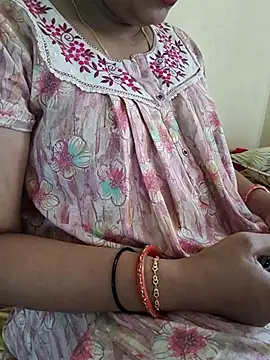 Snapshot of samitasharma chatting on 07-18-26, 06:39 samitasharma online show from 07-18-26, 06:39