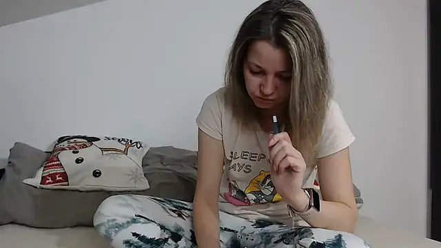 Snapshot of SweetMaddy888 chatting on 12-11-24, 04:07 SweetMaddy888 online show from 12-11-24, 04:07