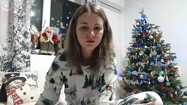 Snapshot of SweetMaddy888 chatting on 12-31-24, 04:06 SweetMaddy888 online show from 12-31-24, 04:06