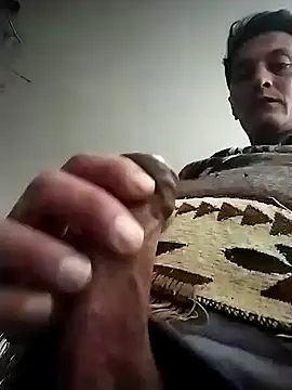 gigolopez1 online show from 10-24-25, 03:14