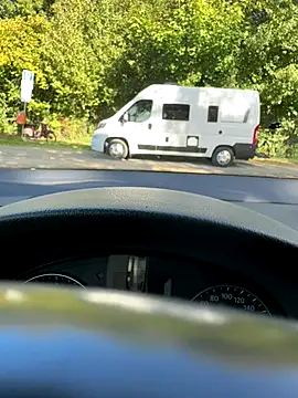 Snapshot of rundum40 chatting on 09-24-25, 01:03 rundum40 online show from 09-24-25, 01:03