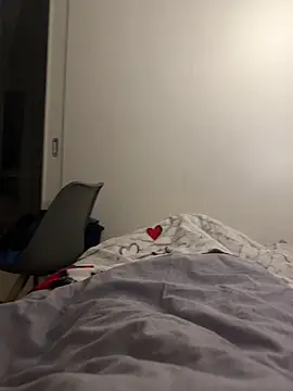 Snapshot of rundum40 chatting on 11-29-25, 10:02 rundum40 online show from 11-29-25, 10:02