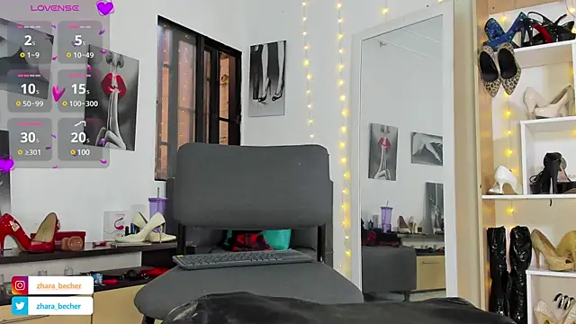 Snapshot of Zhara_becherovka chatting on 02-21-25, 06:04 Zhara becherovka online show from 02-21-25, 06:04