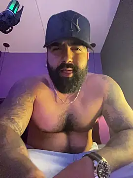 Snapshot of Lyon_vach chatting on 11-09-25, 08:18 Lyon vach online show from 11-09-25, 08:18