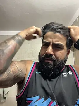 Snapshot of Lyon_vach chatting on 11-22-25, 10:31 Lyon vach online show from 11-22-25, 10:31