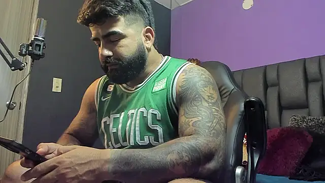 Lyon vach online show from 02-17-26, 01:57