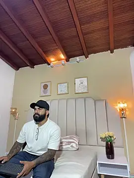 Lyon vach online show from 03-17-26, 10:46