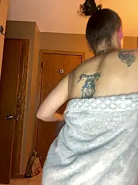 Snapshot of JusticeXXX68 chatting on 12-02-24, 01:25 JusticeXXX68 online show from 12-02-24, 01:25