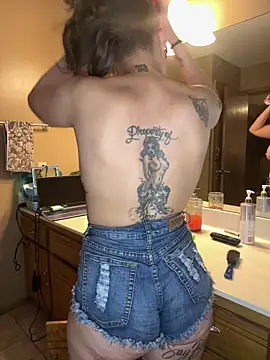 Snapshot of JusticeXXX68 chatting on 12-20-24, 12:38 JusticeXXX68 online show from 12-20-24, 12:38