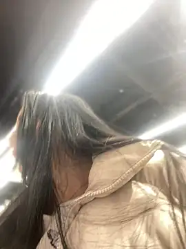 Snapshot of Roxana-Sexy chatting on 03-14-25, 05:38 Roxana-Sexy online show from 03-14-25, 05:38