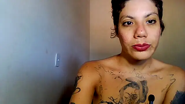 Snapshot of Submersidollx chatting on 05-25-26, 12:33 Submersidollx online show from 05-25-26, 12:33