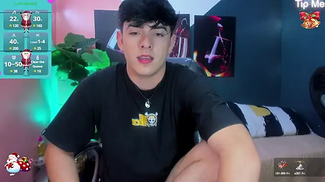 Snapshot of nolan_twink1 chatting on 12-11-24, 04:18 nolan twink1 online show from 12-11-24, 04:18