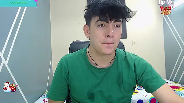 Snapshot of nolan_twink1 chatting on 12-11-24, 05:59 nolan twink1 online show from 12-11-24, 05:59