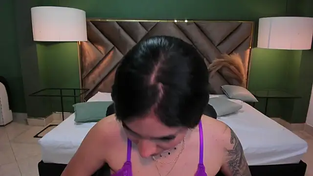 Snapshot of Mia_Elowen chatting on 01-30-25, 02:27 Mia Elowen online show from 01-30-25, 02:27