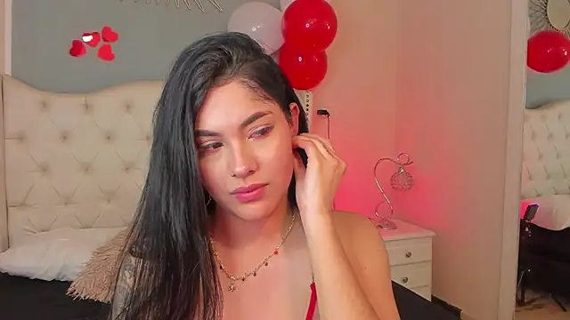 Snapshot of Mia_Elowen chatting on 02-15-25, 12:59 Mia Elowen online show from 02-15-25, 12:59