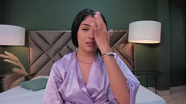 Snapshot of Mia_Elowen chatting on 03-06-25, 12:32 Mia Elowen online show from 03-06-25, 12:32