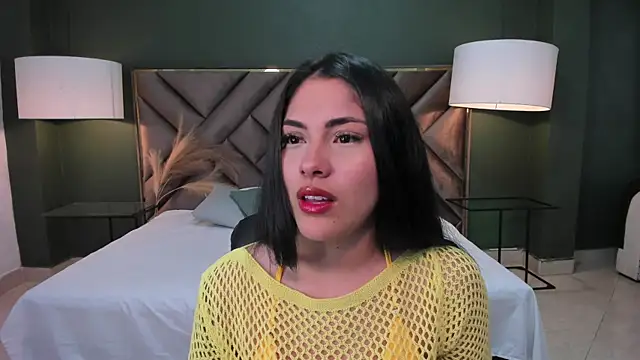 Snapshot of Mia_Elowen chatting on 03-07-25, 09:06 Mia Elowen online show from 03-07-25, 09:06