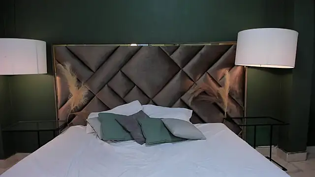 Snapshot of Mia_Elowen chatting on 03-10-25, 10:34 Mia Elowen online show from 03-10-25, 10:34