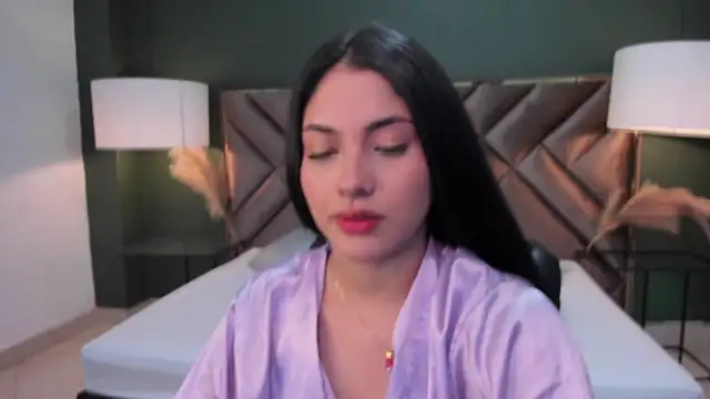 Snapshot of Mia_Elowen chatting on 03-21-25, 08:29 Mia Elowen online show from 03-21-25, 08:29