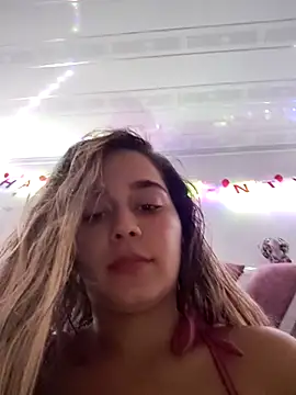 LaurenWelly  online show from 02-17-25, 02:42