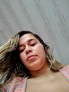 LaurenWelly  online show from 02-22-25, 08:42