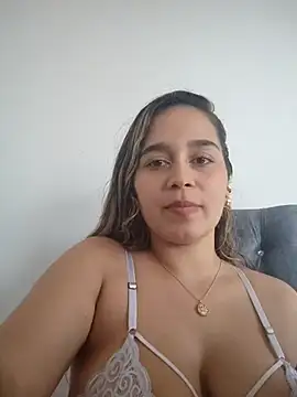 LaurenWelly  online show from 02-23-25, 09:26