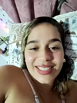 LaurenWelly  online show from 02-24-25, 12:30