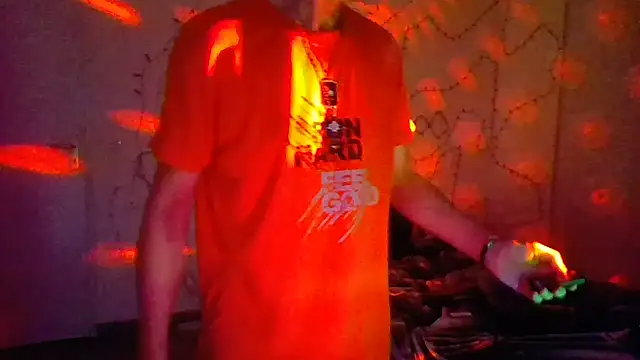 Snapshot of brunoguunot chatting on 01-24-25, 08:11 brunoguunot online show from 01-24-25, 08:11