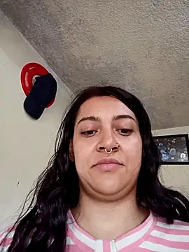 CORALINE GREYM online show from 10-24-25, 04:25