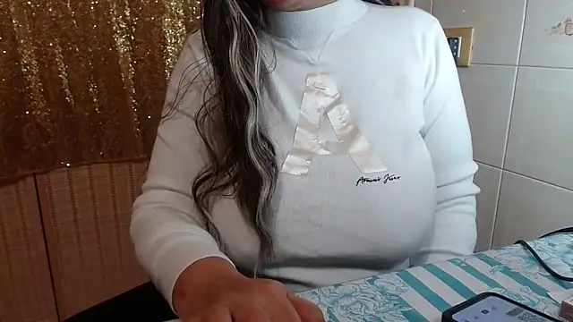 Foxlady2271 online show from 01-10-25, 07:32