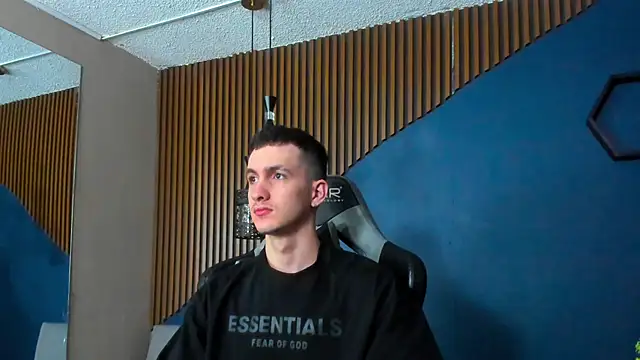 JacksonOlsenn online show from 02-01-25, 12:05