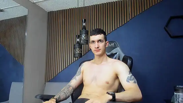 JacksonOlsenn online show from 02-09-25, 06:26