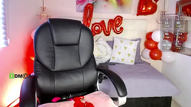 Snapshot of Cristal__adams chatting on 02-11-25, 01:09 Cristal adams online show from 02-11-25, 01:09