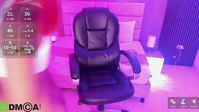 Snapshot of Cristal__adams chatting on 09-25-25, 12:53 Cristal adams online show from 09-25-25, 12:53