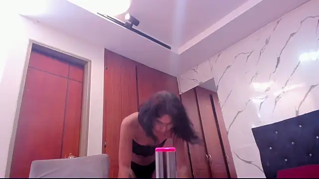 Snapshot of evelyn_wine chatting on 09-28-25, 07:08 evelyn wine online show from 09-28-25, 07:08