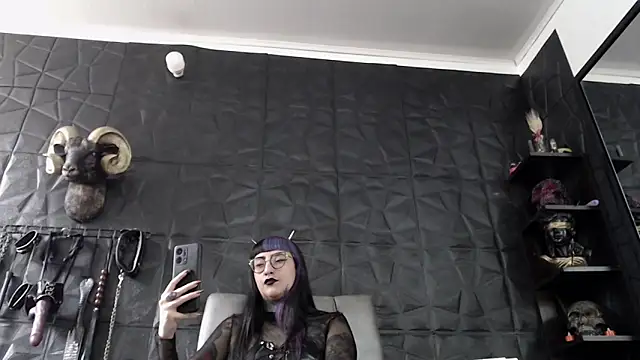 Snapshot of Agata_Darkness chatting on 05-28-26, 02:36 Agata Darkness online show from 05-28-26, 02:36