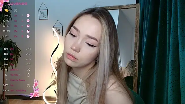 Evia r0se online show from 12-05-24, 05:26