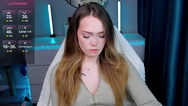 Snapshot of Evia_r0se chatting on 12-05-25, 02:03 Evia r0se online show from 12-05-25, 02:03