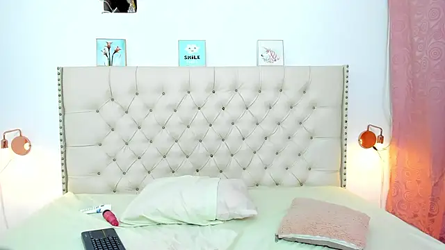 Kim Eli online show from 12-23-24, 10:55