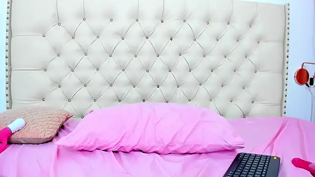 Kim Eli online show from 01-04-25, 10:45