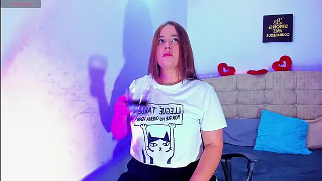 Catherine summer1 online show from 12-14-25, 03:01