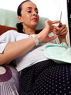 Samantha Sullivan  online show from 12-21-24, 03:42