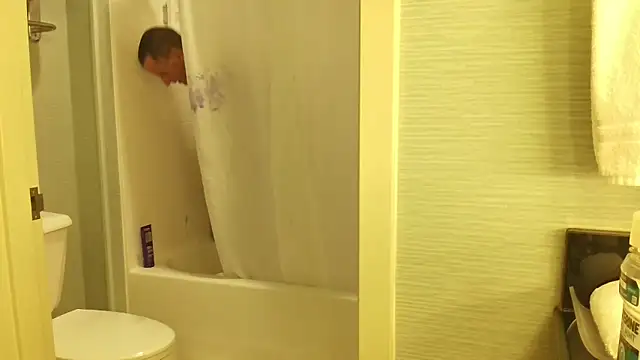 overaveragefreak4you online show from 04-17-26, 12:35