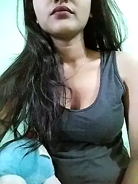 MISSQUEEN48 online show from 03-05-25, 06:33