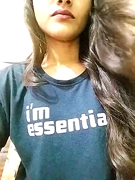 MISSQUEEN48 online show from 03-08-26, 05:22